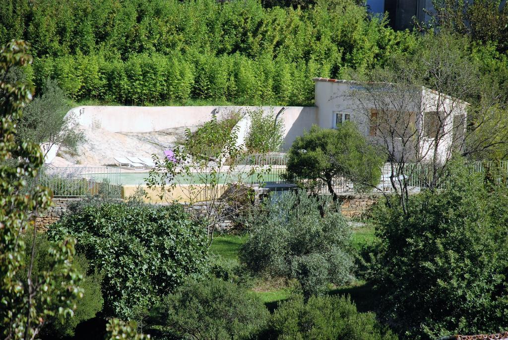 Les Jardins Du Mas Evesque Bed and Breakfast Rousson  Buitenkant foto