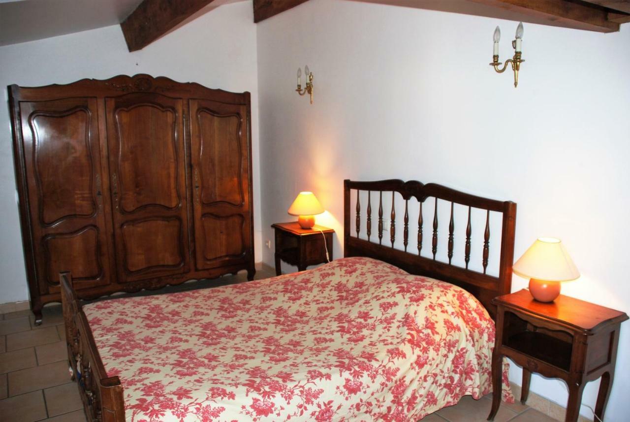Les Jardins Du Mas Evesque Bed and Breakfast Rousson  Buitenkant foto