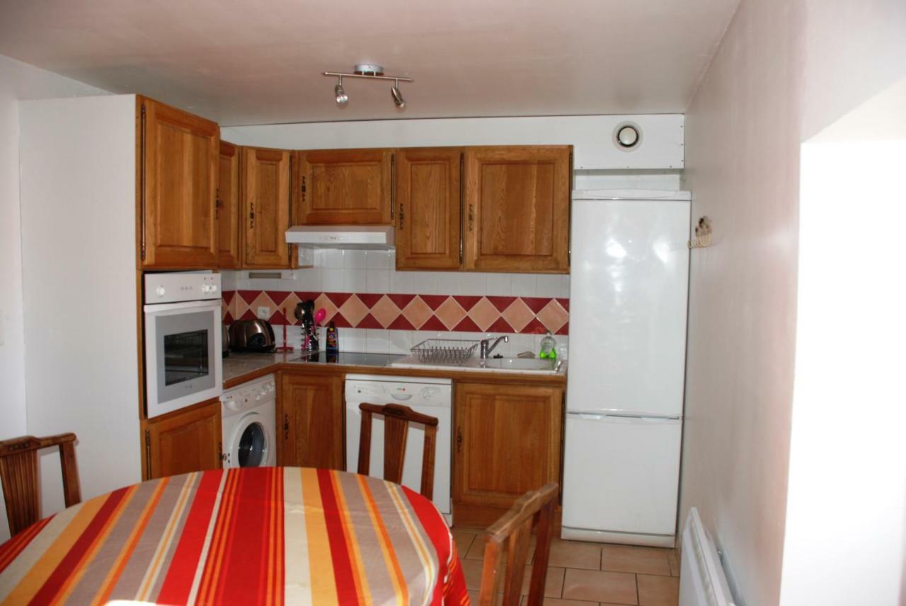 Les Jardins Du Mas Evesque Bed and Breakfast Rousson  Buitenkant foto