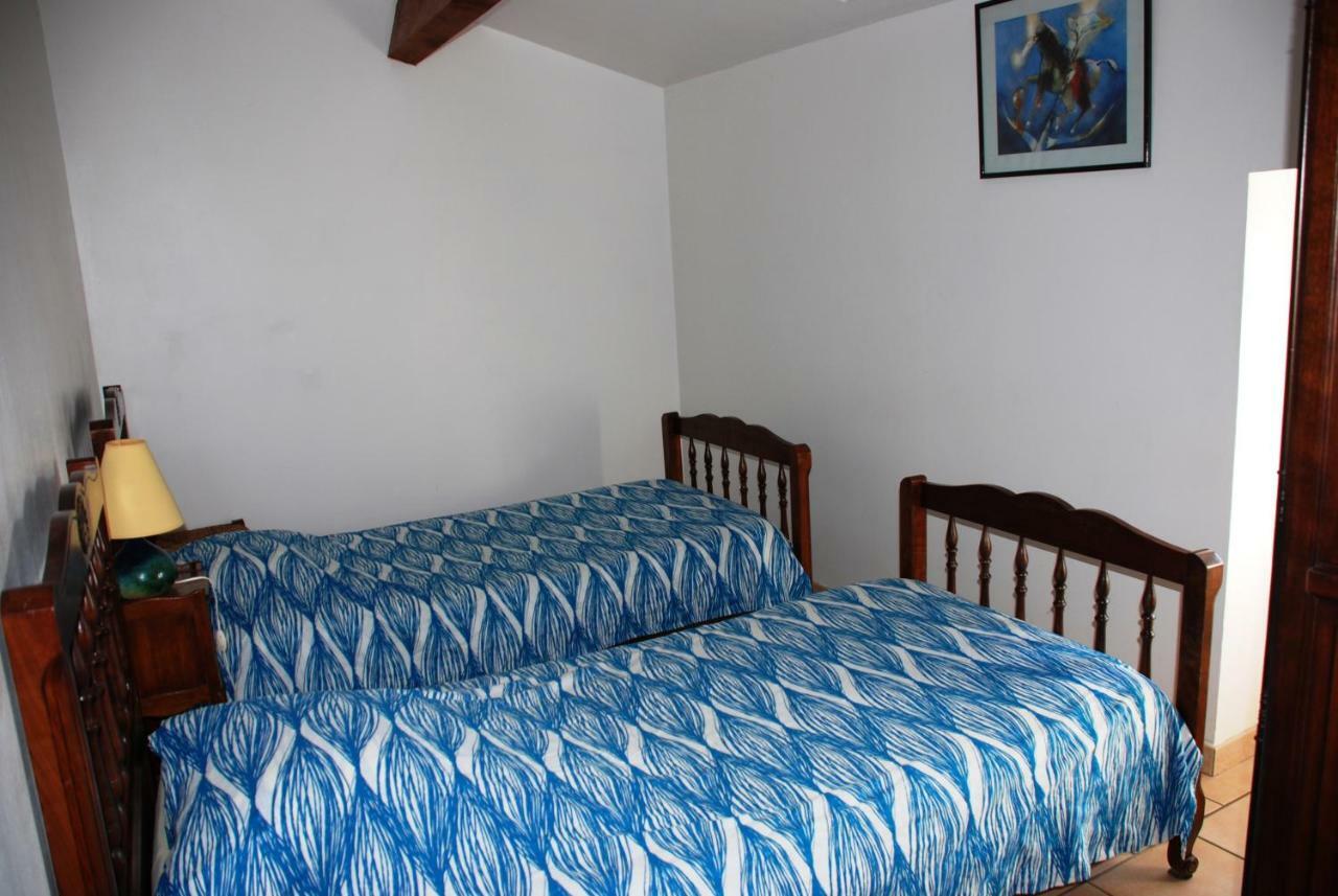 Les Jardins Du Mas Evesque Bed and Breakfast Rousson  Buitenkant foto